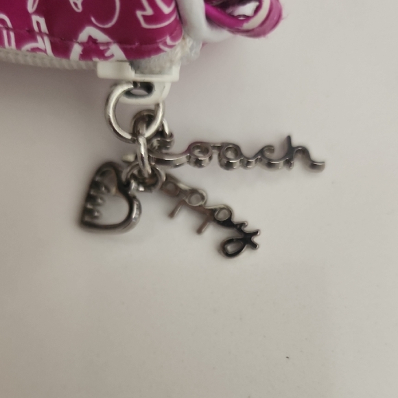 Coach Poppy Magenta Cosmetics Bag - Picture 2 of 3